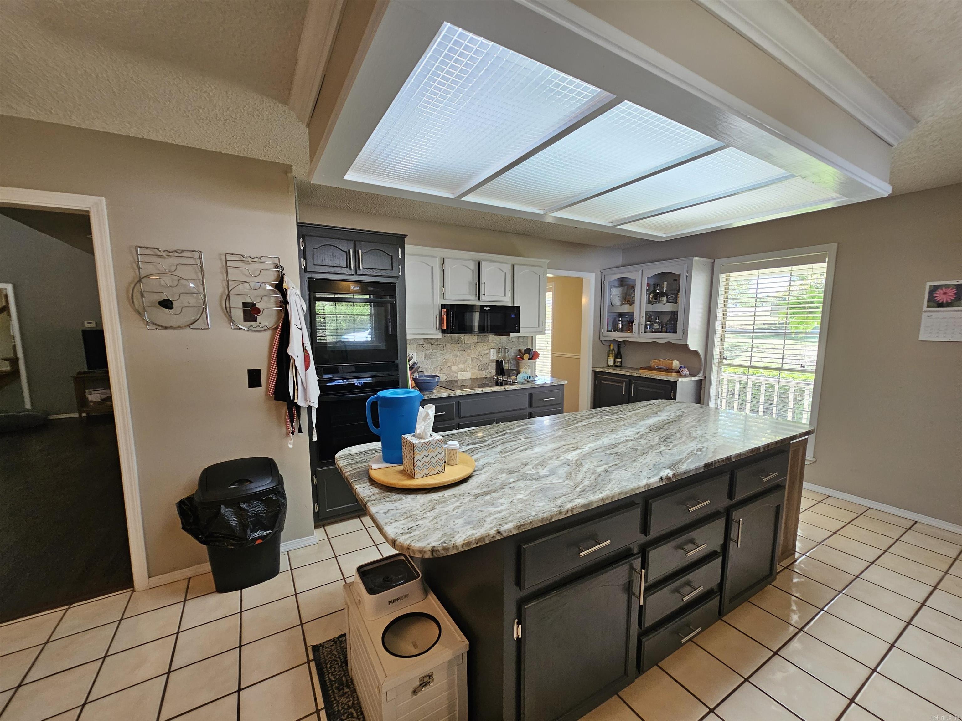 VALHOLA - Residential