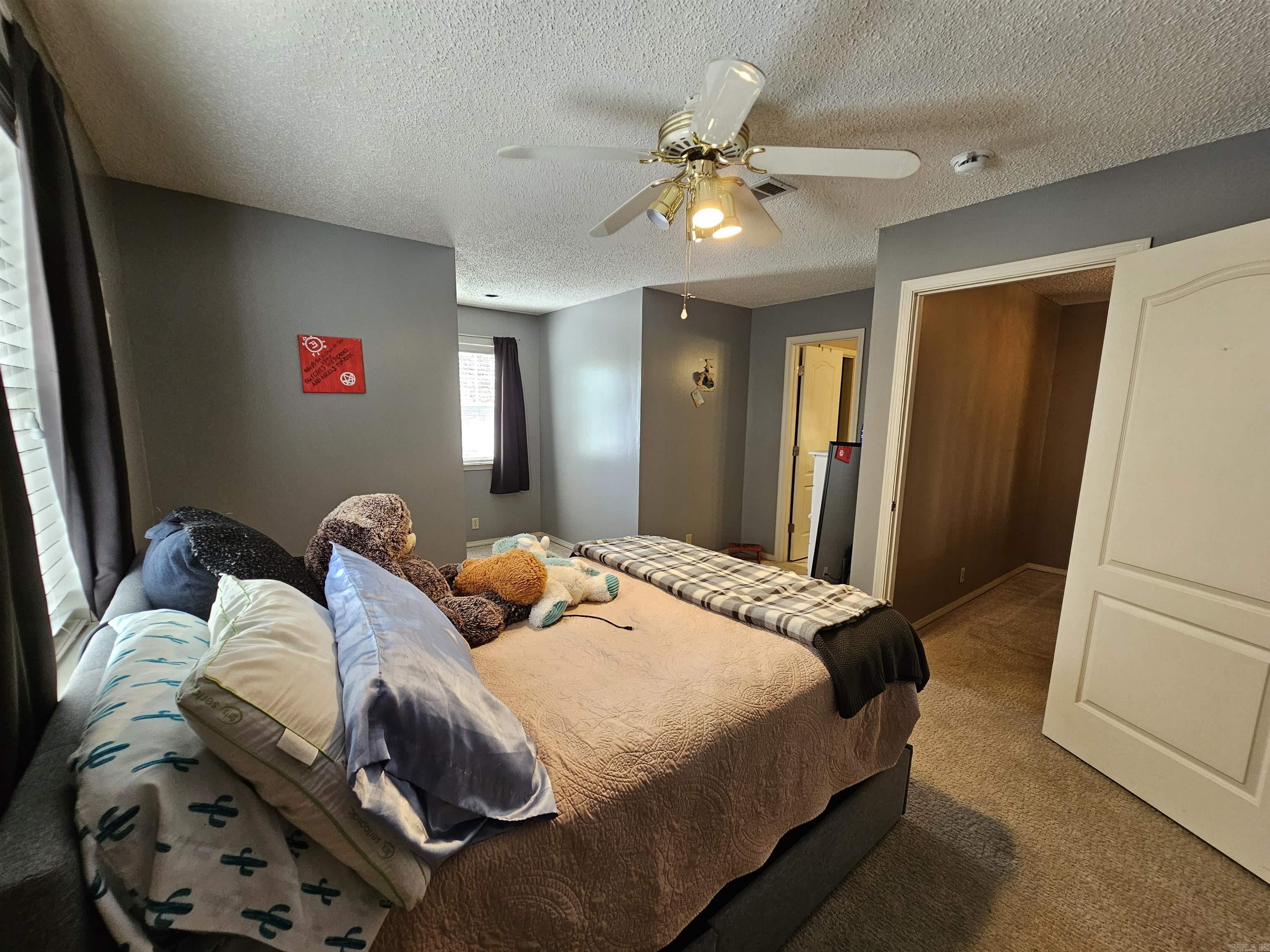 VALHOLA - Residential