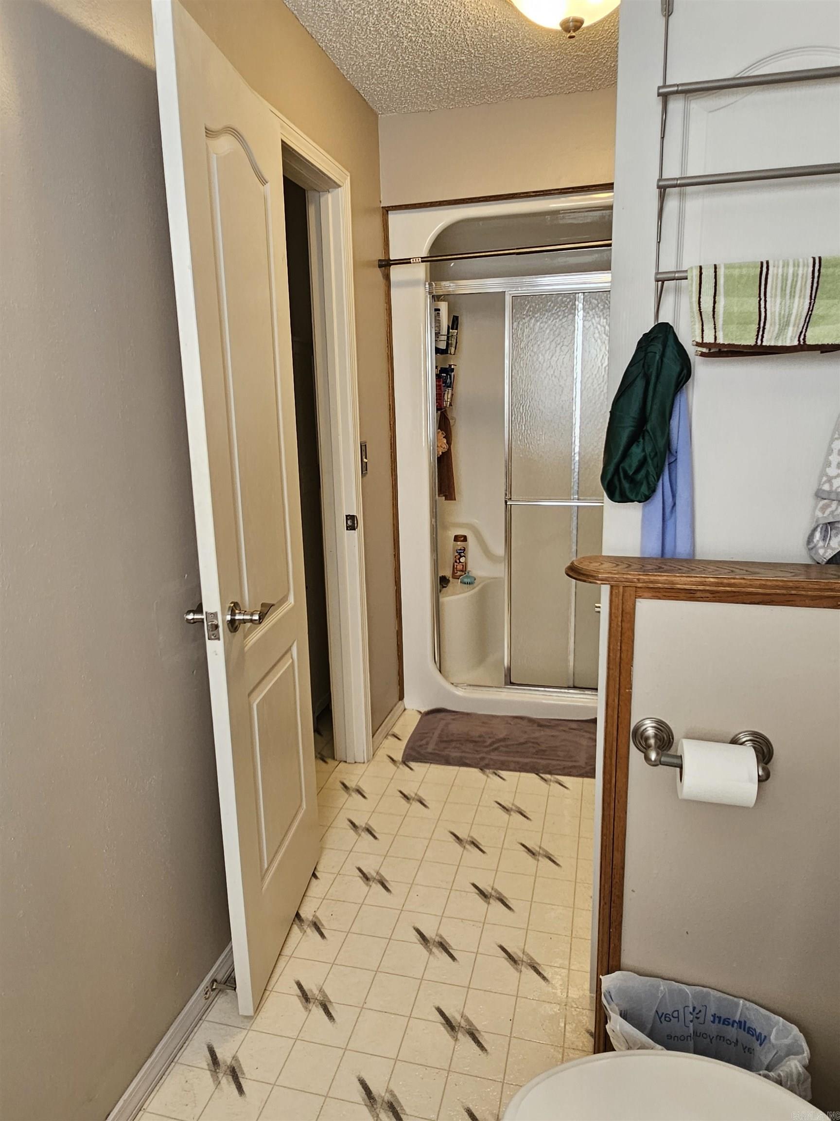 VALHOLA - Residential