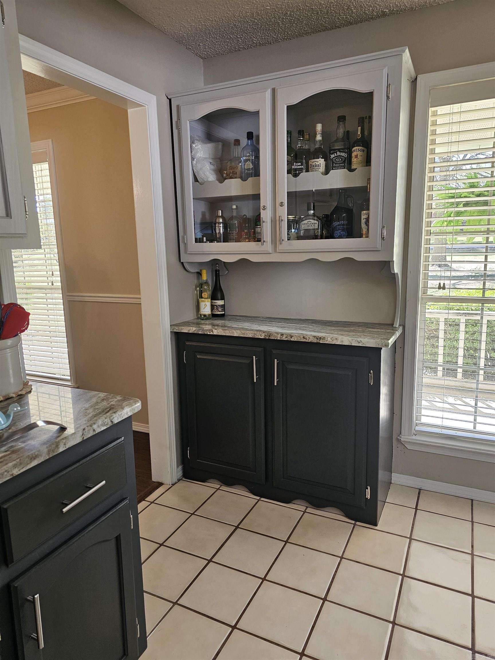 VALHOLA - Residential