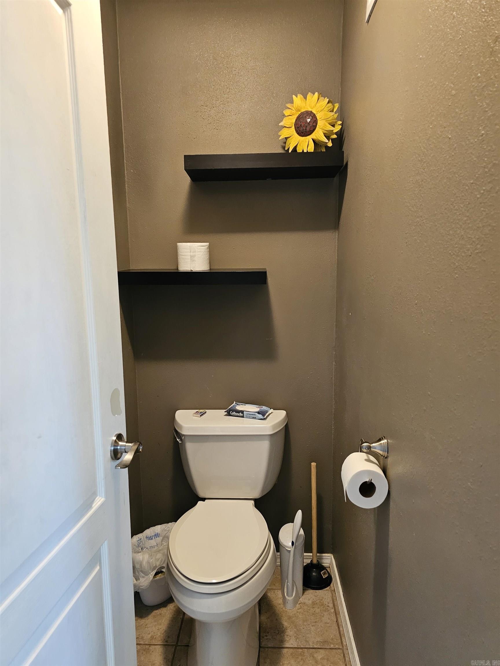 VALHOLA - Residential