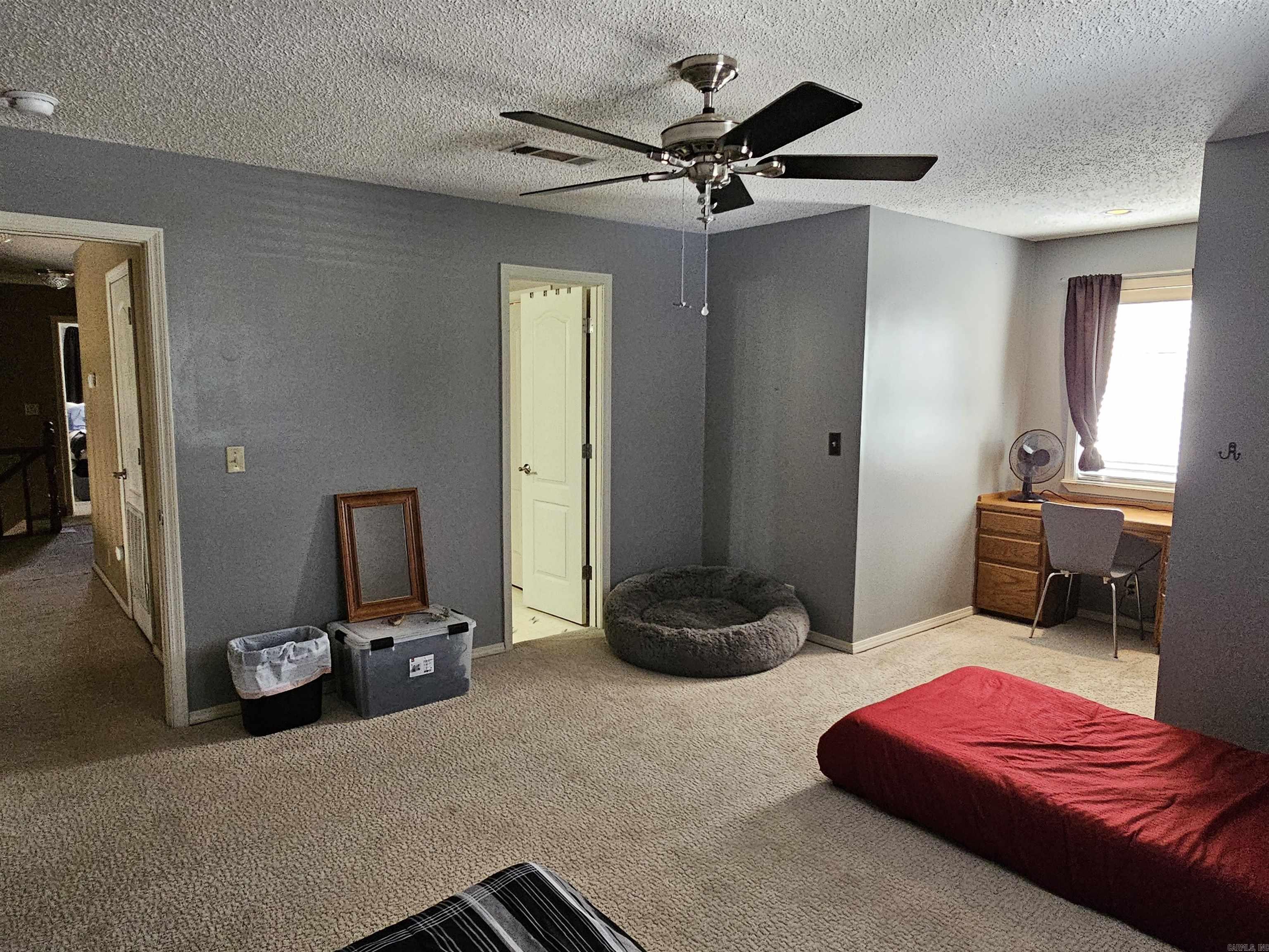 VALHOLA - Residential