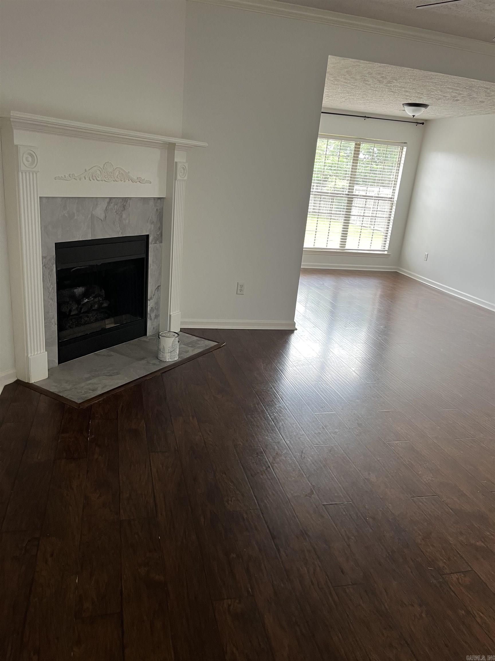SPRING VALLEY - Residential