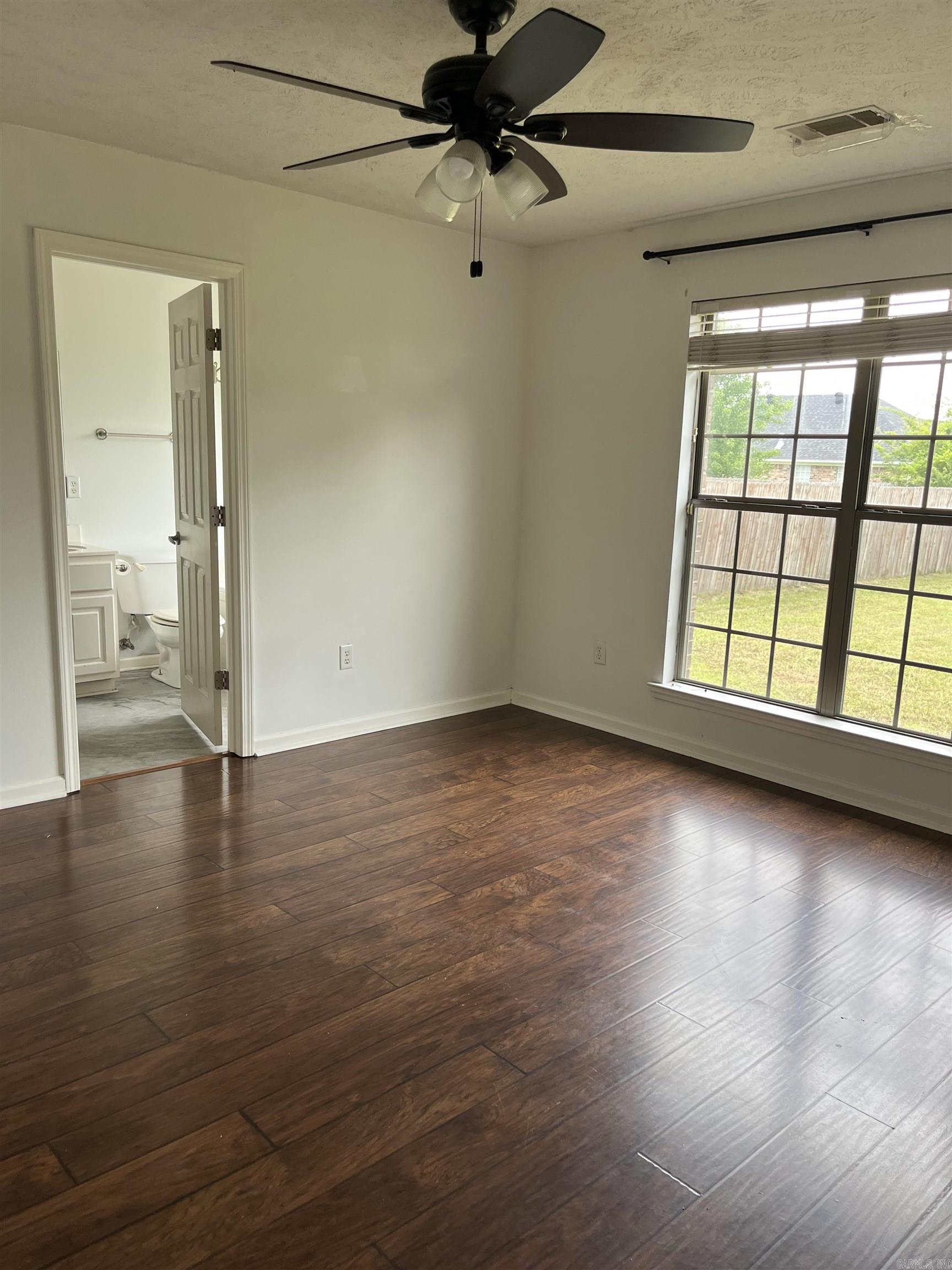 SPRING VALLEY - Residential