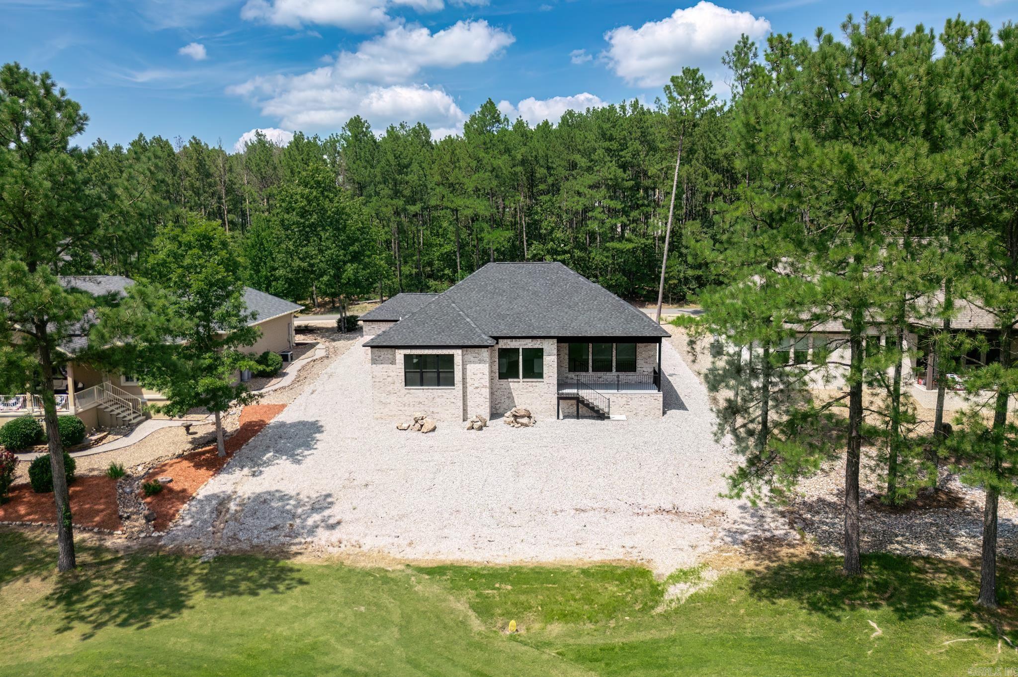 ALTA VISTA - Residential