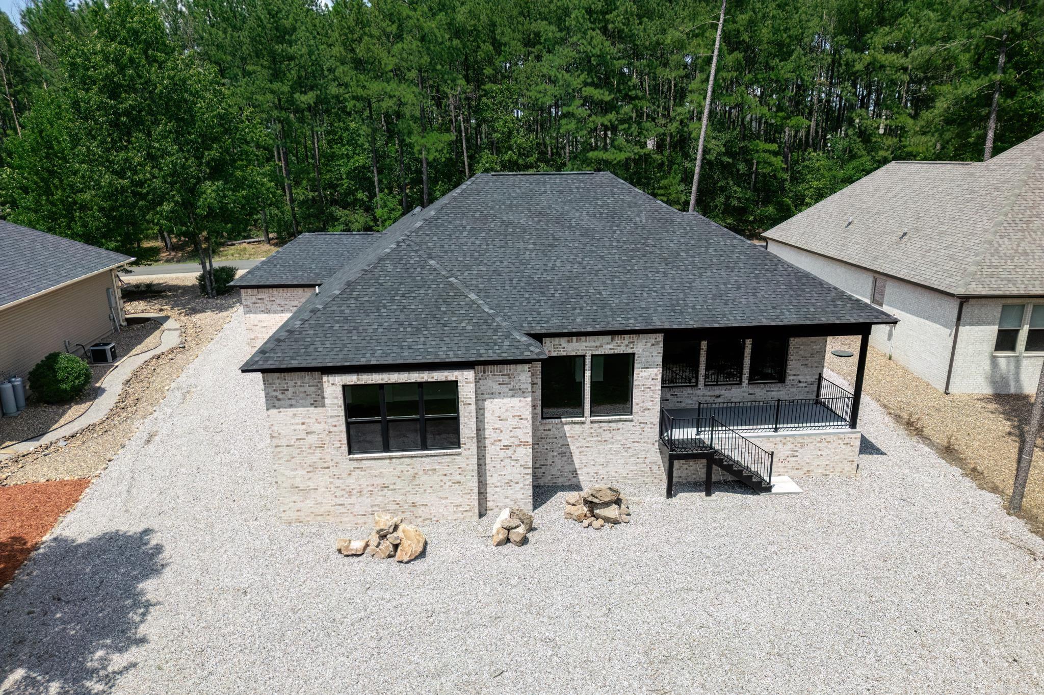 ALTA VISTA - Residential