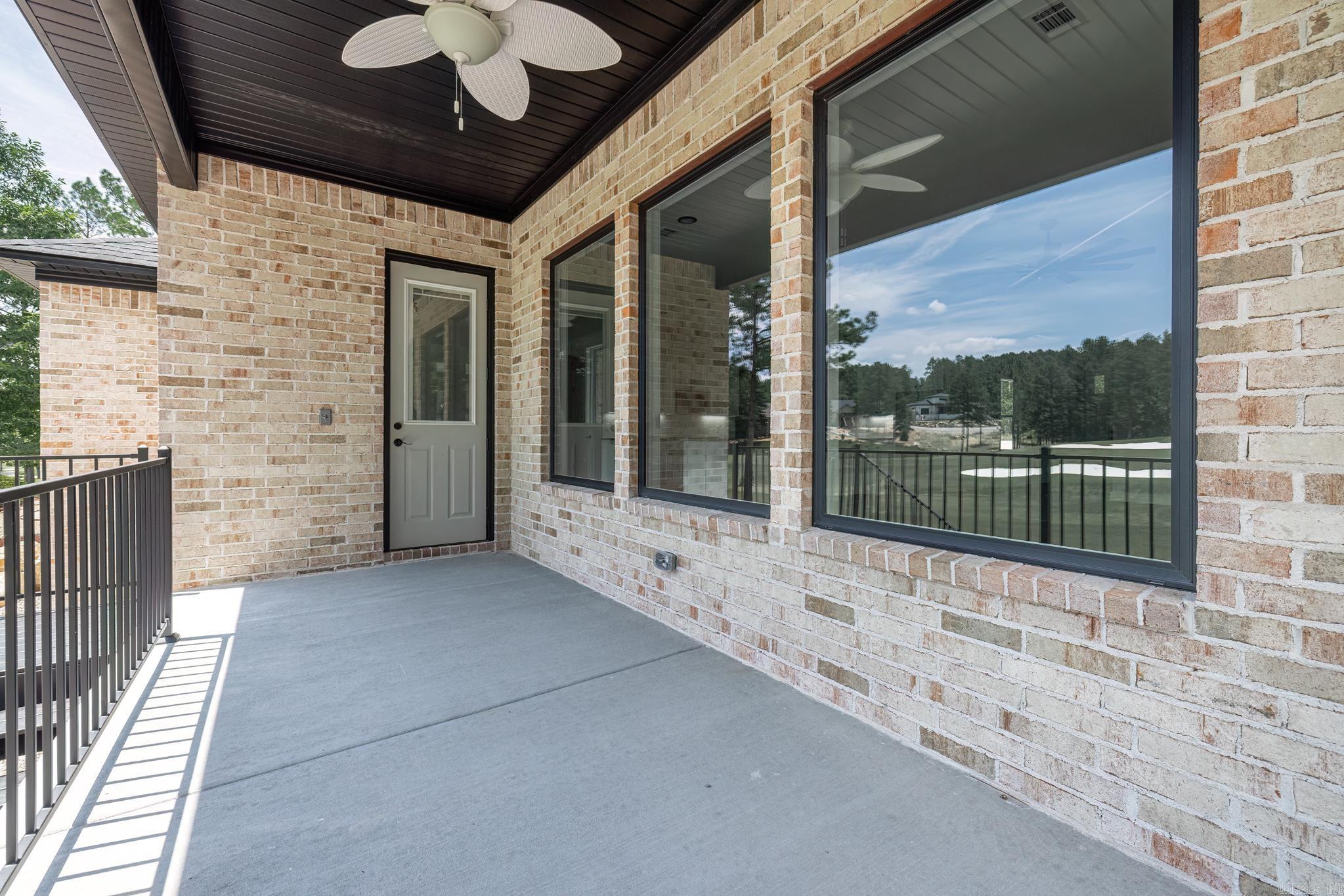 ALTA VISTA - Residential