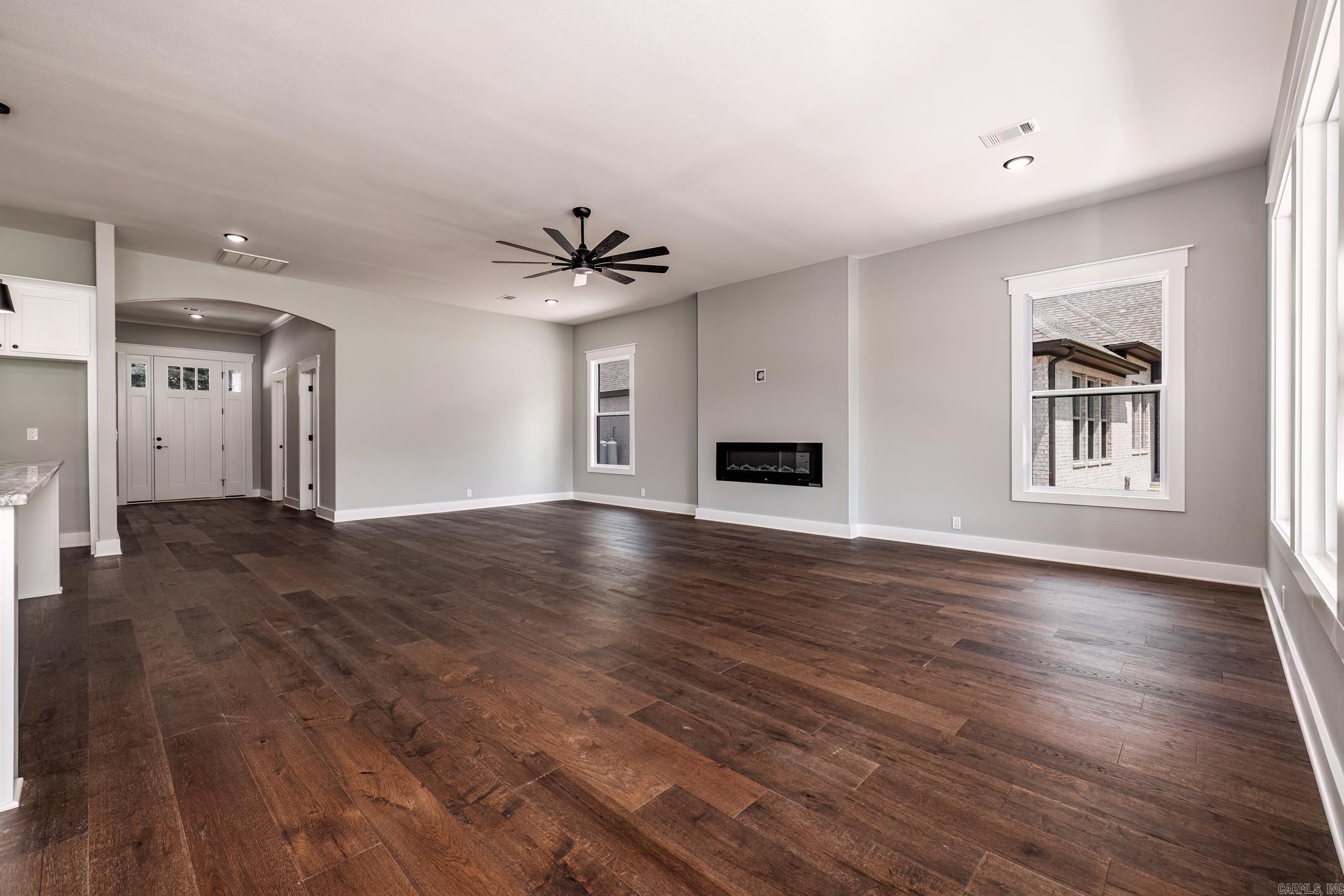 ALTA VISTA - Residential