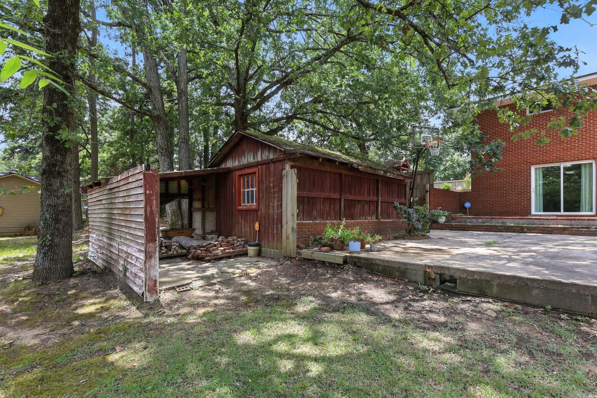 WALTON HEIGHTS - Residential