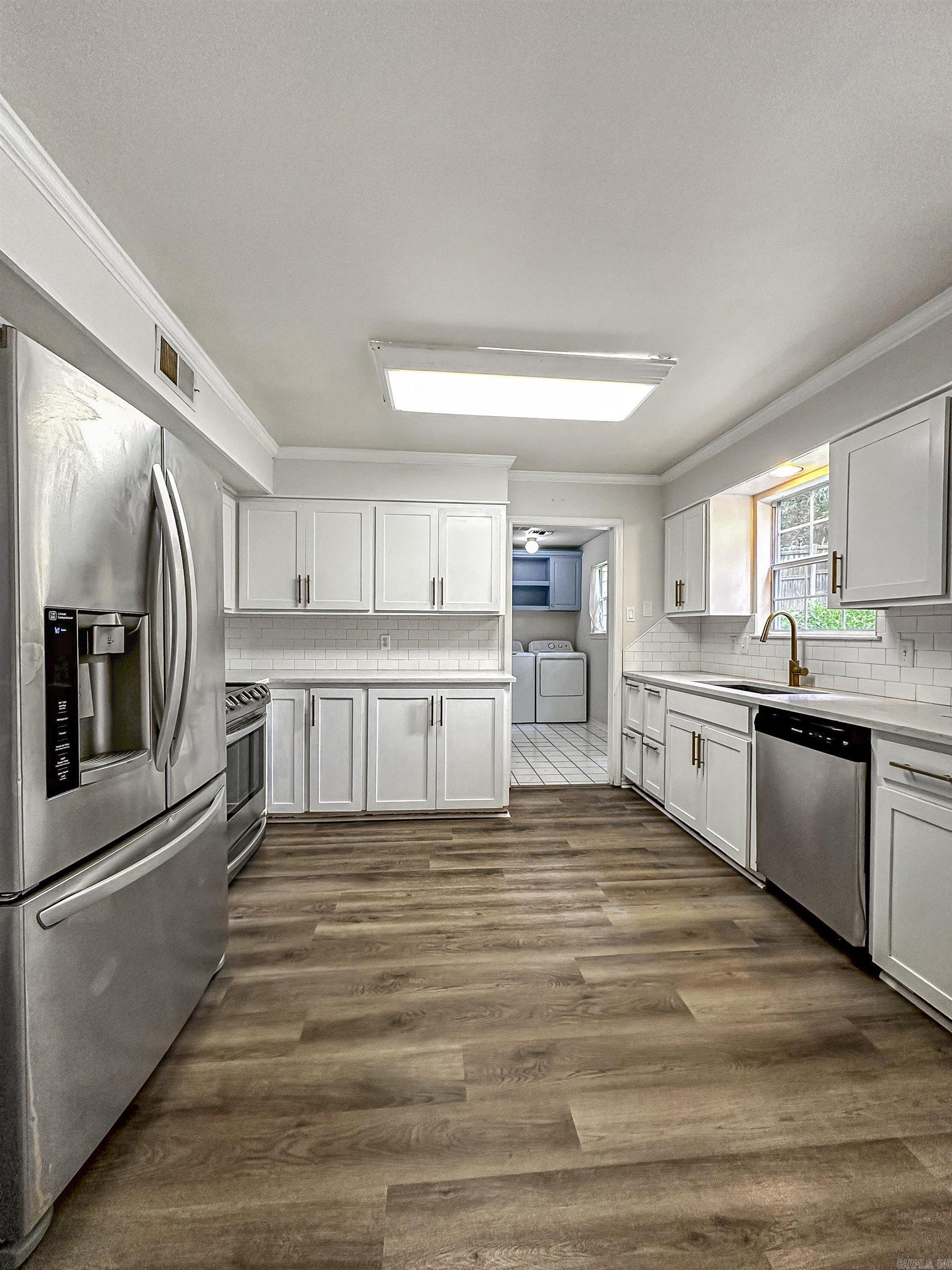 MARLOWE MANOR - Residential
