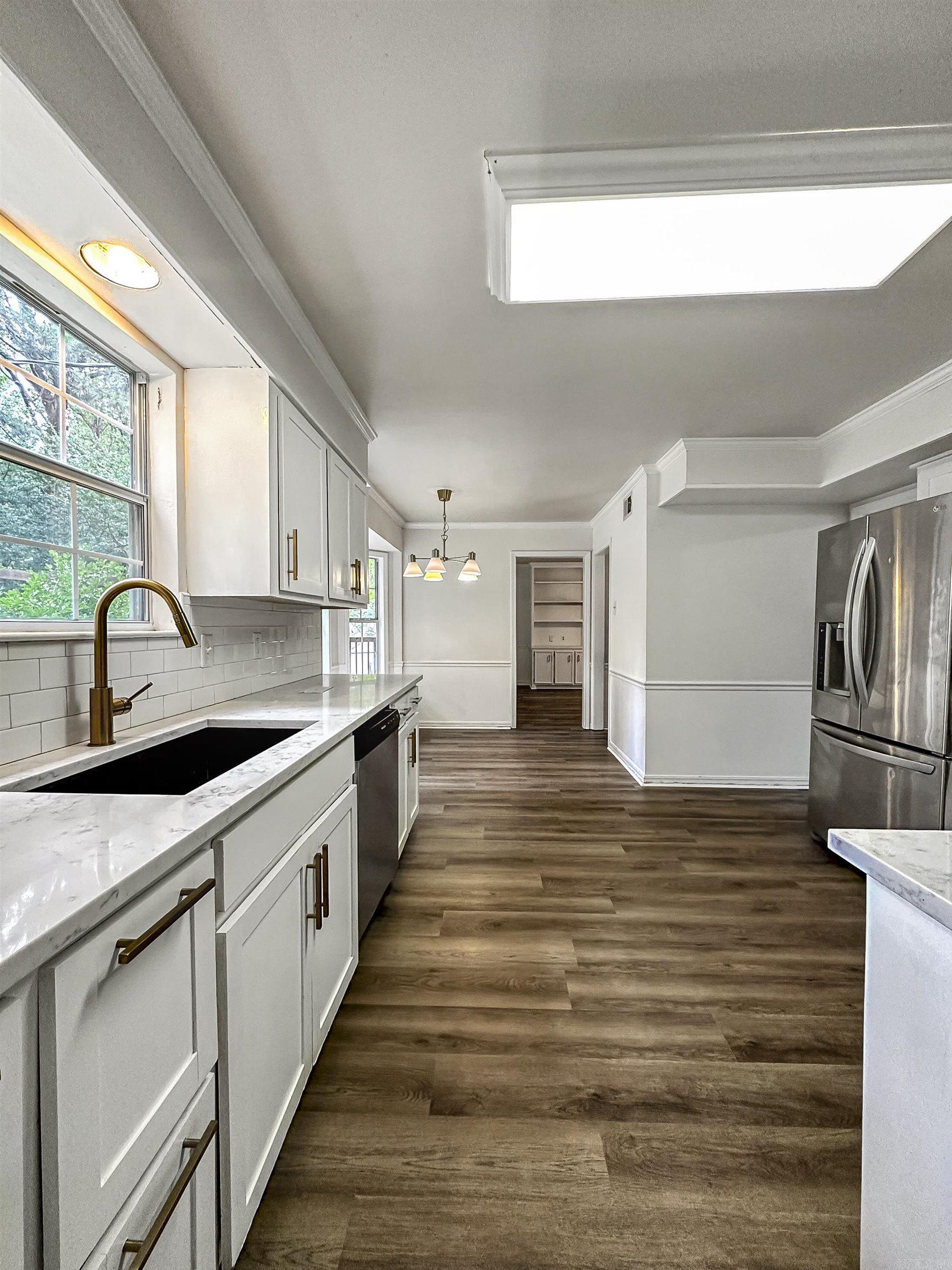 MARLOWE MANOR - Residential