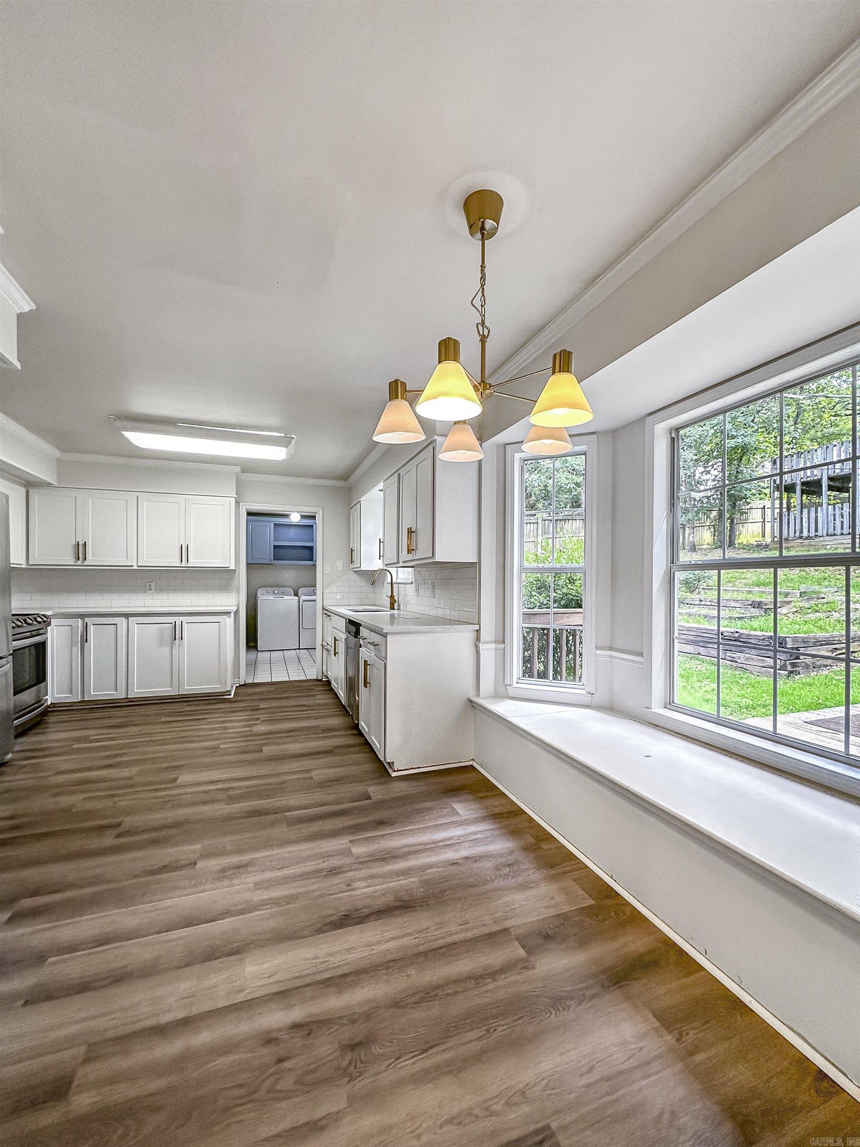 MARLOWE MANOR - Residential
