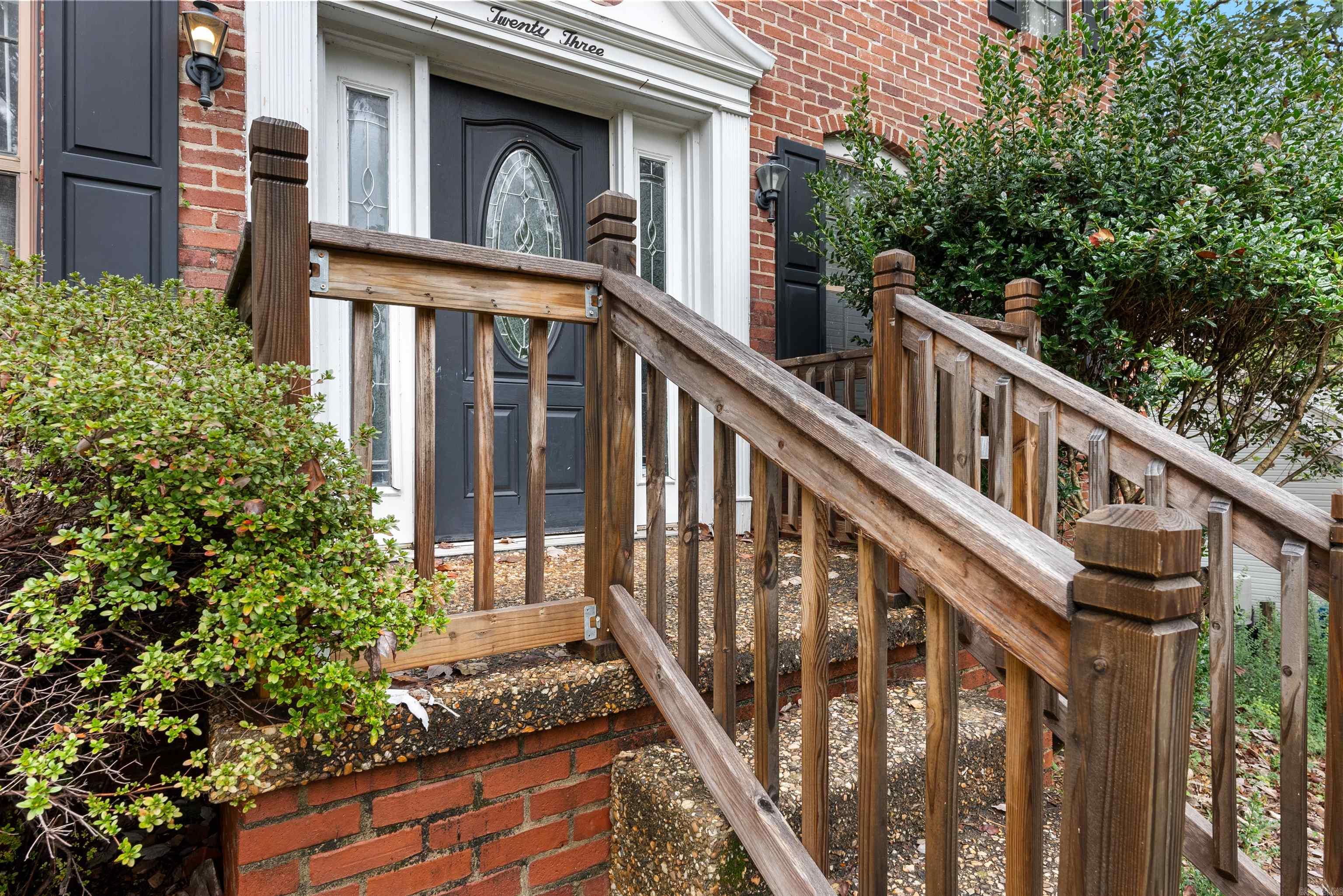 MARLOWE MANOR - Residential