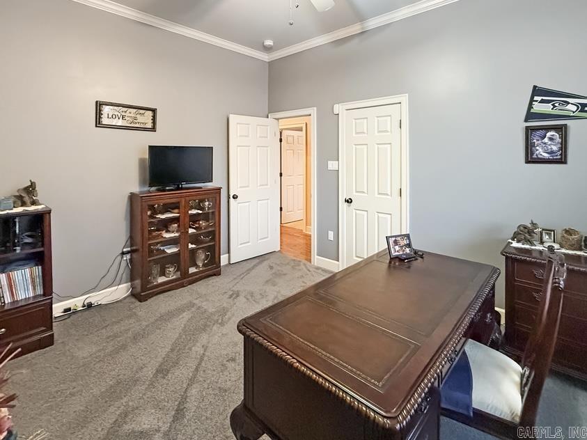 WINDSOR PARK - Residential