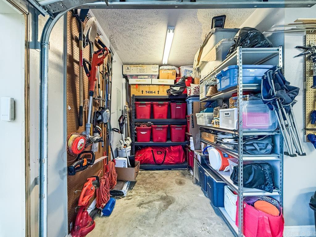 WINDSOR PARK - Residential