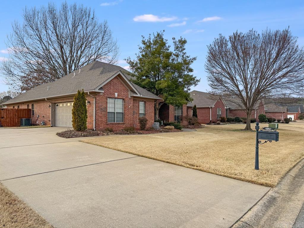 WINDSOR PARK - Residential