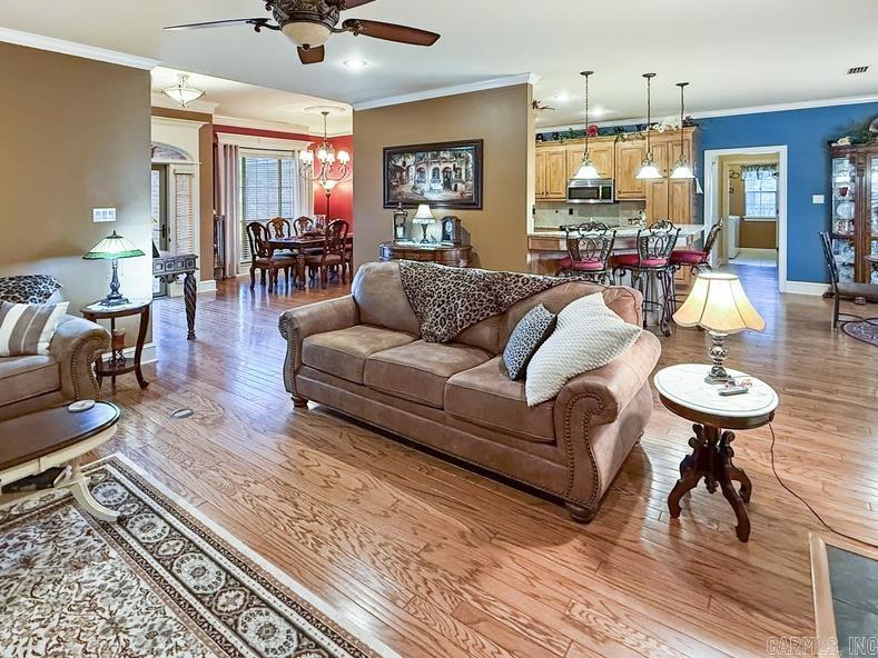 WINDSOR PARK - Residential