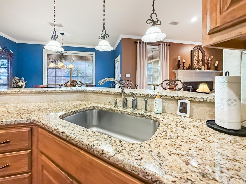 WINDSOR PARK - Residential