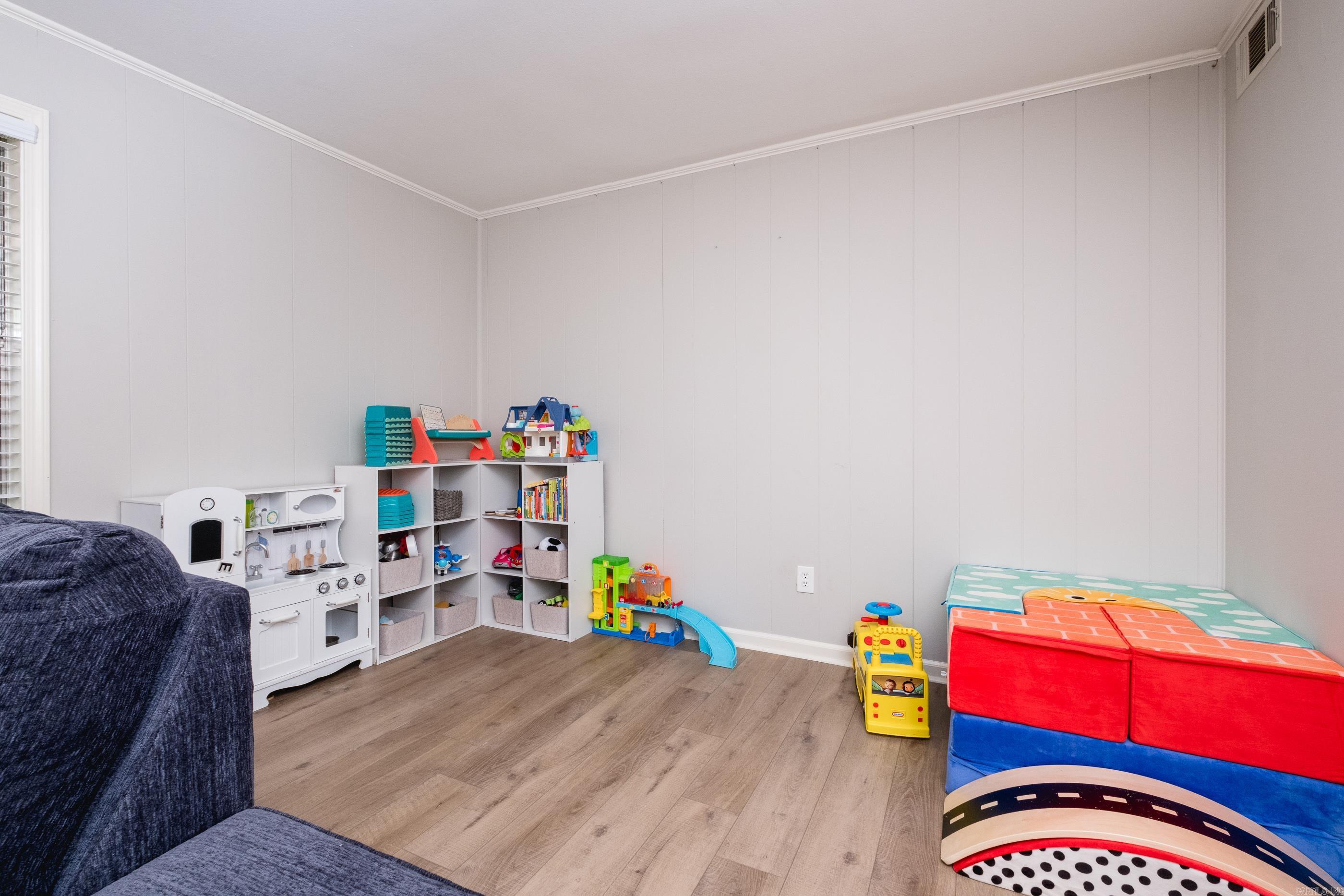 SANDPIPER WEST - Residential