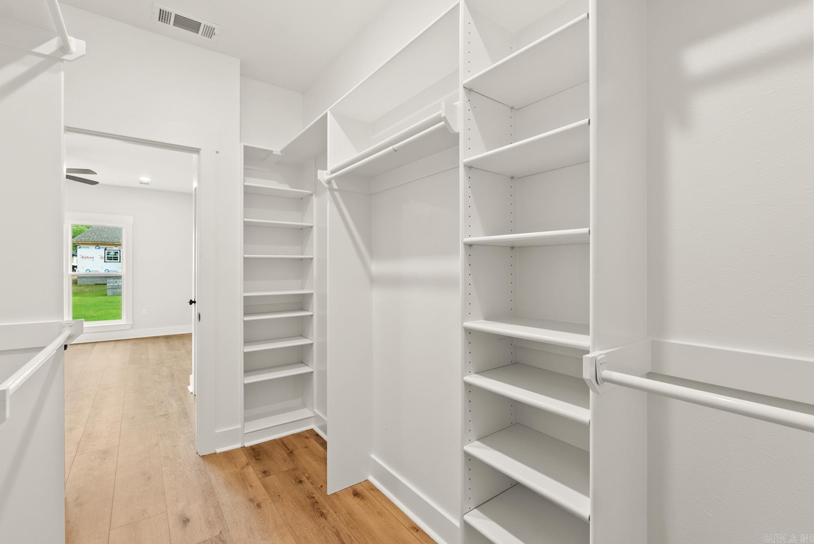 EAST MEADOW - Residential