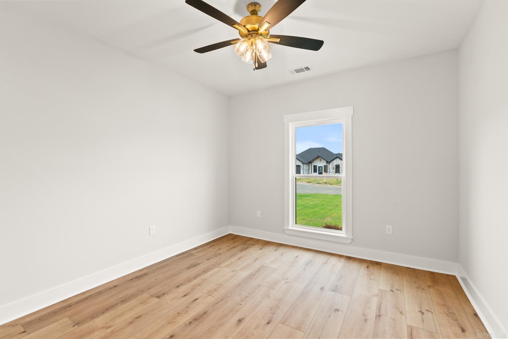 EAST MEADOW - Residential