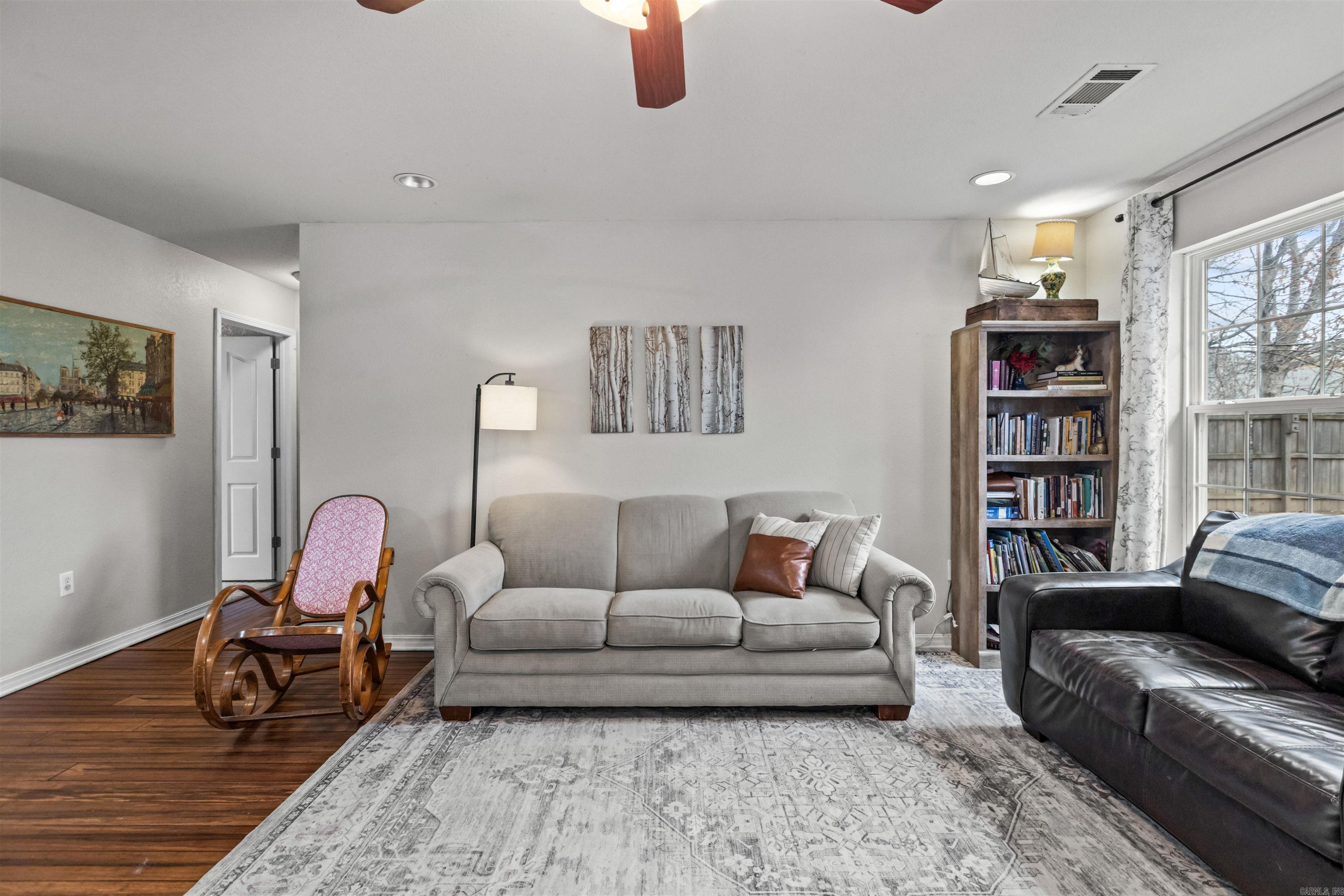 ARKANSAS ESTATES - Residential