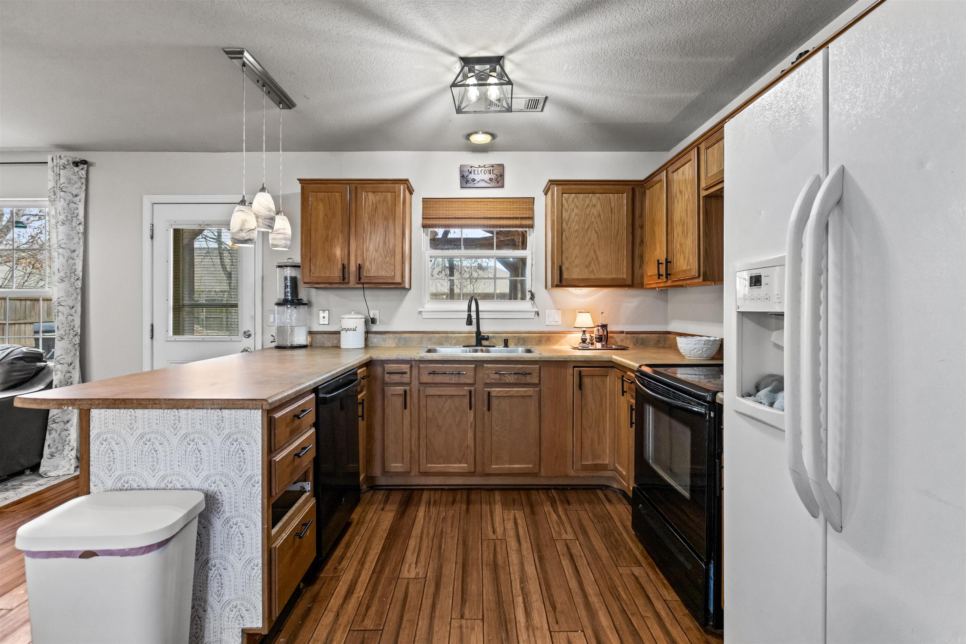 ARKANSAS ESTATES - Residential