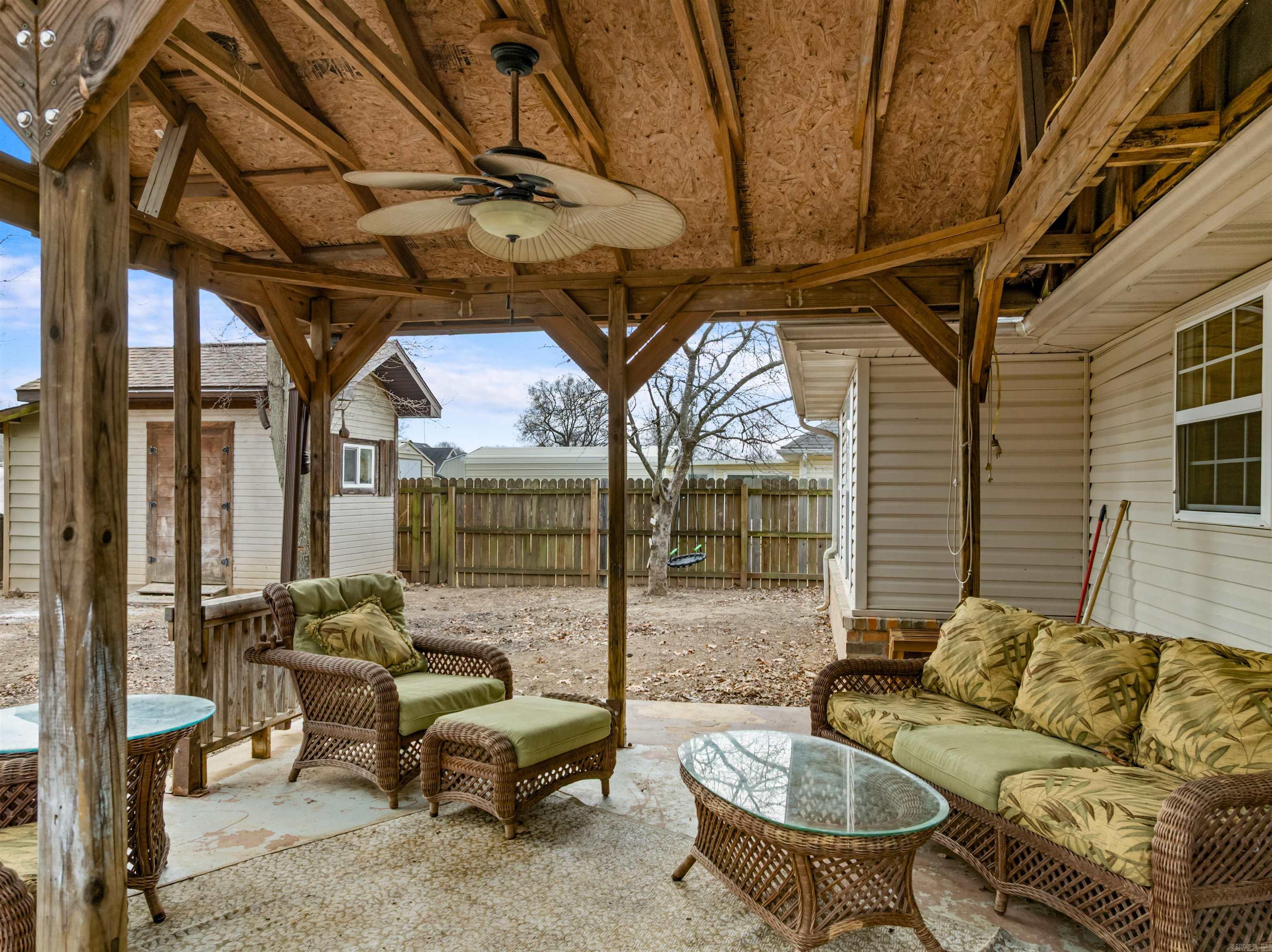 ARKANSAS ESTATES - Residential