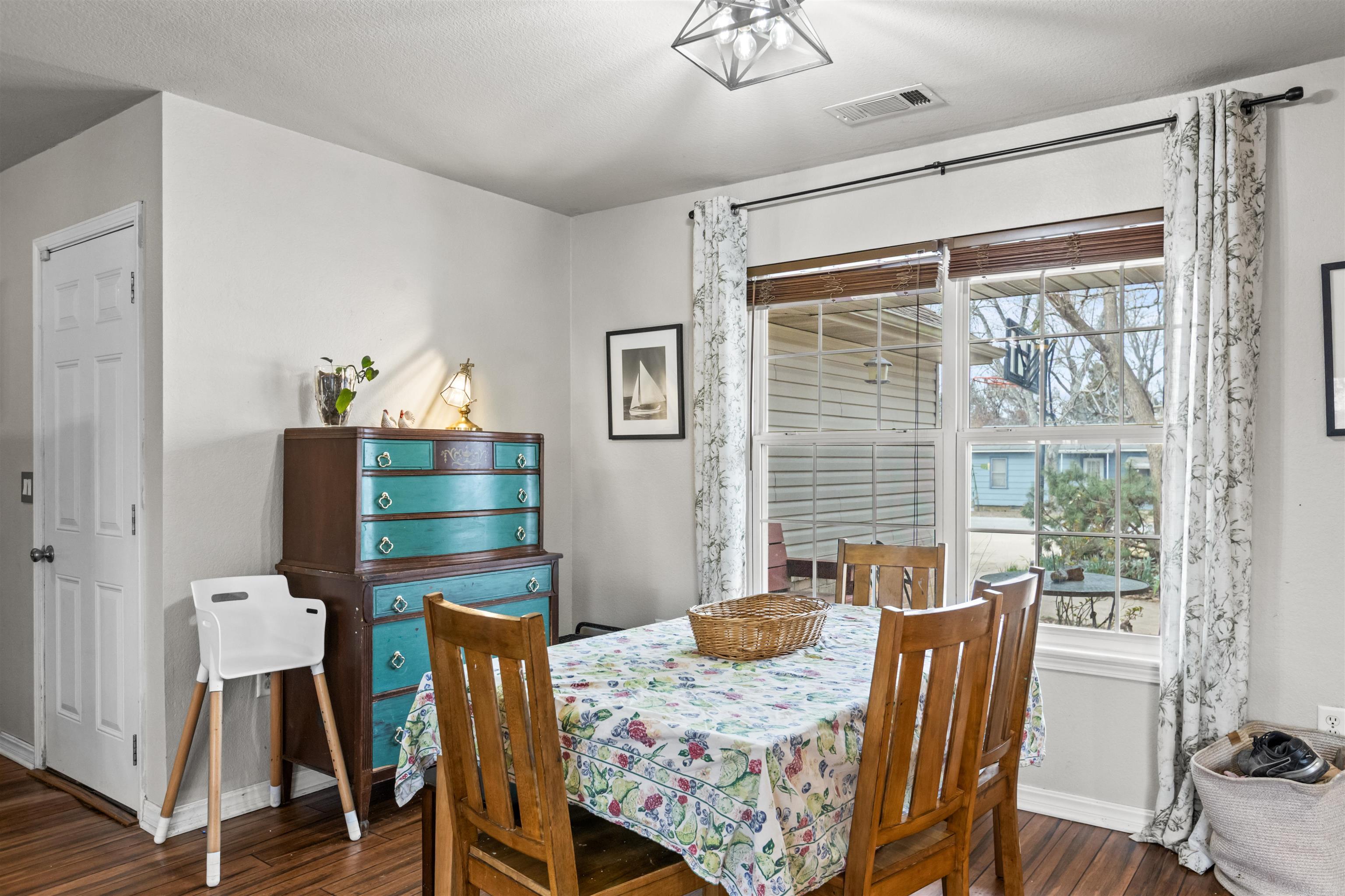 ARKANSAS ESTATES - Residential