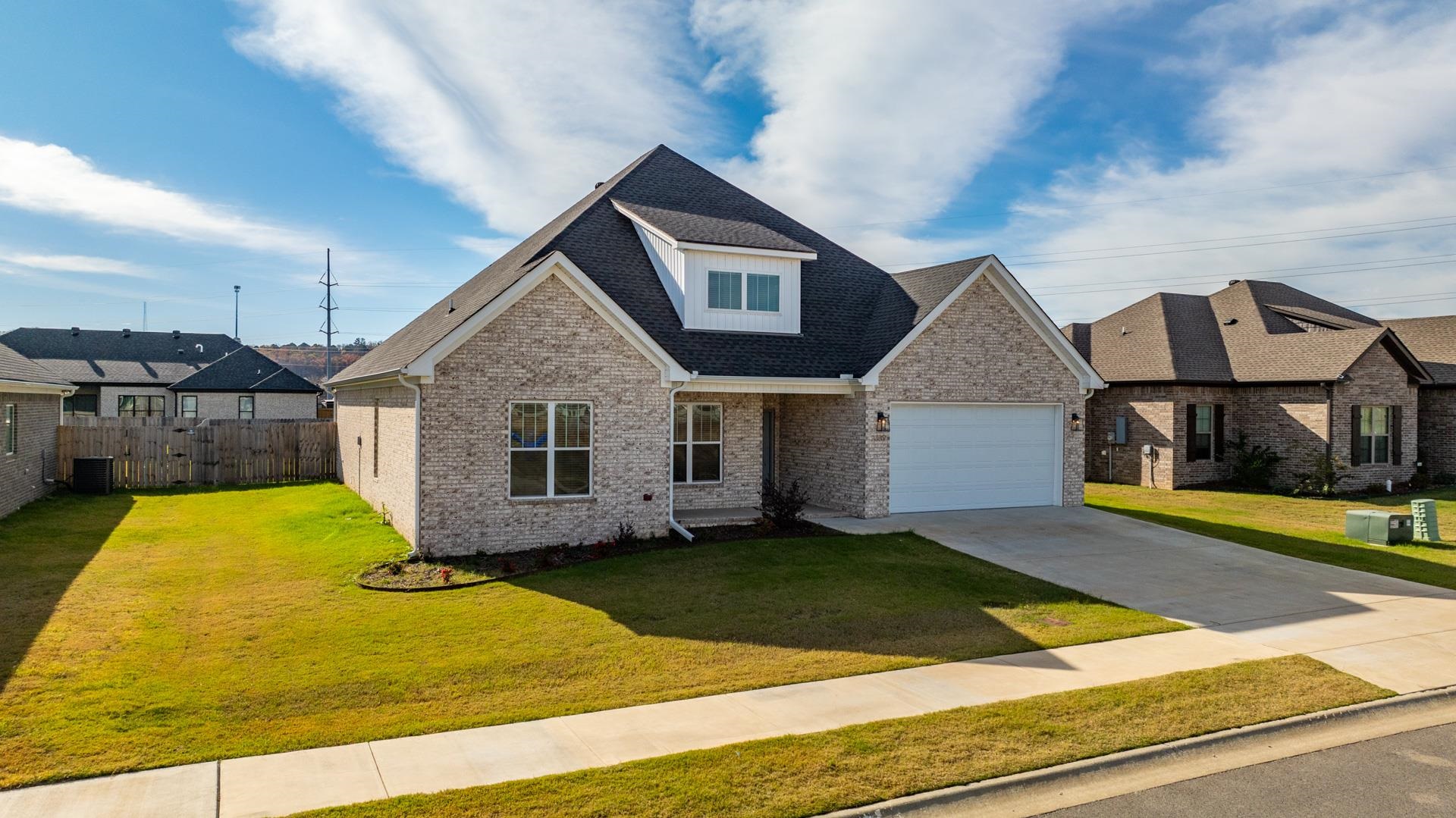 IVY PLACE - Residential