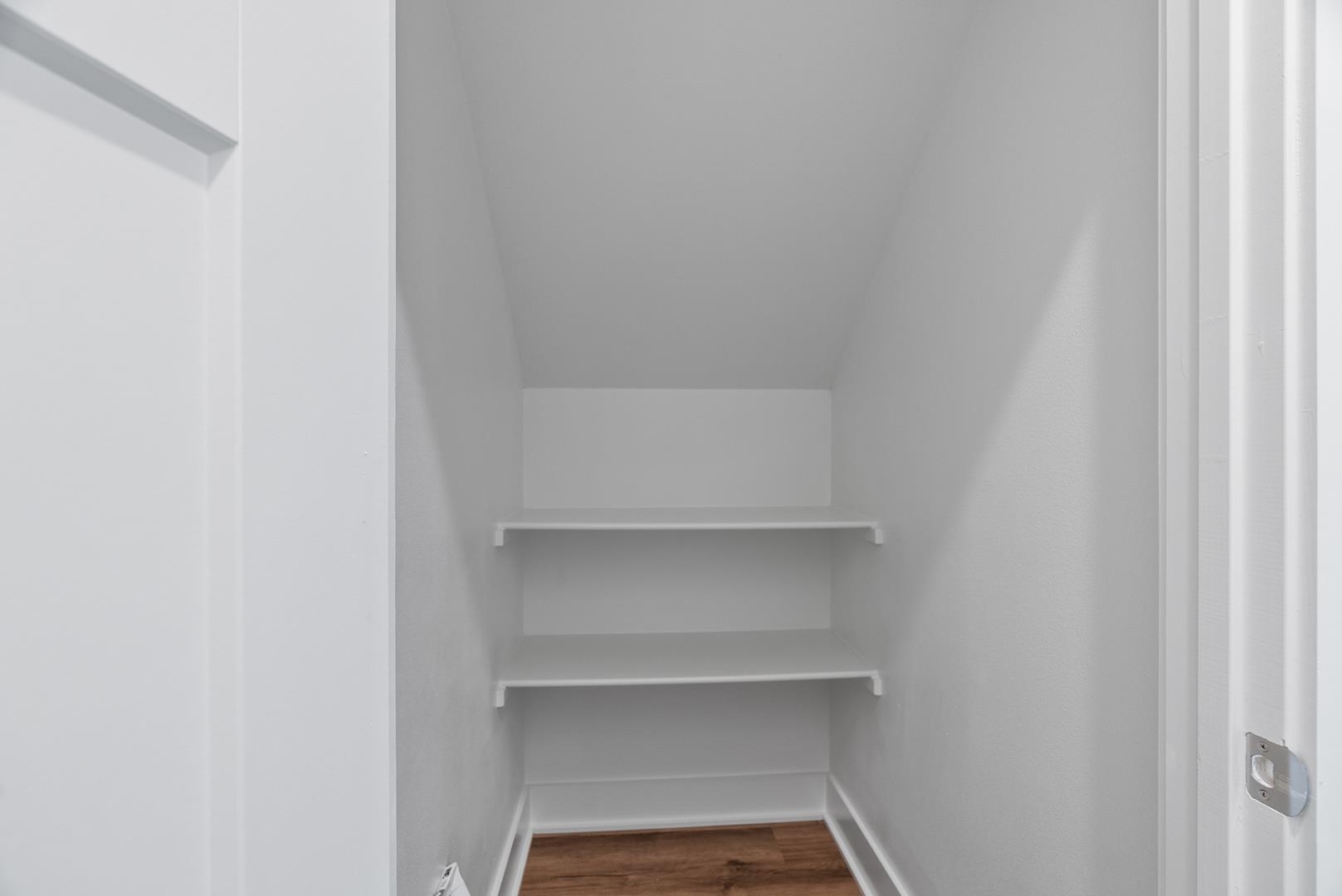 IVY PLACE - Residential