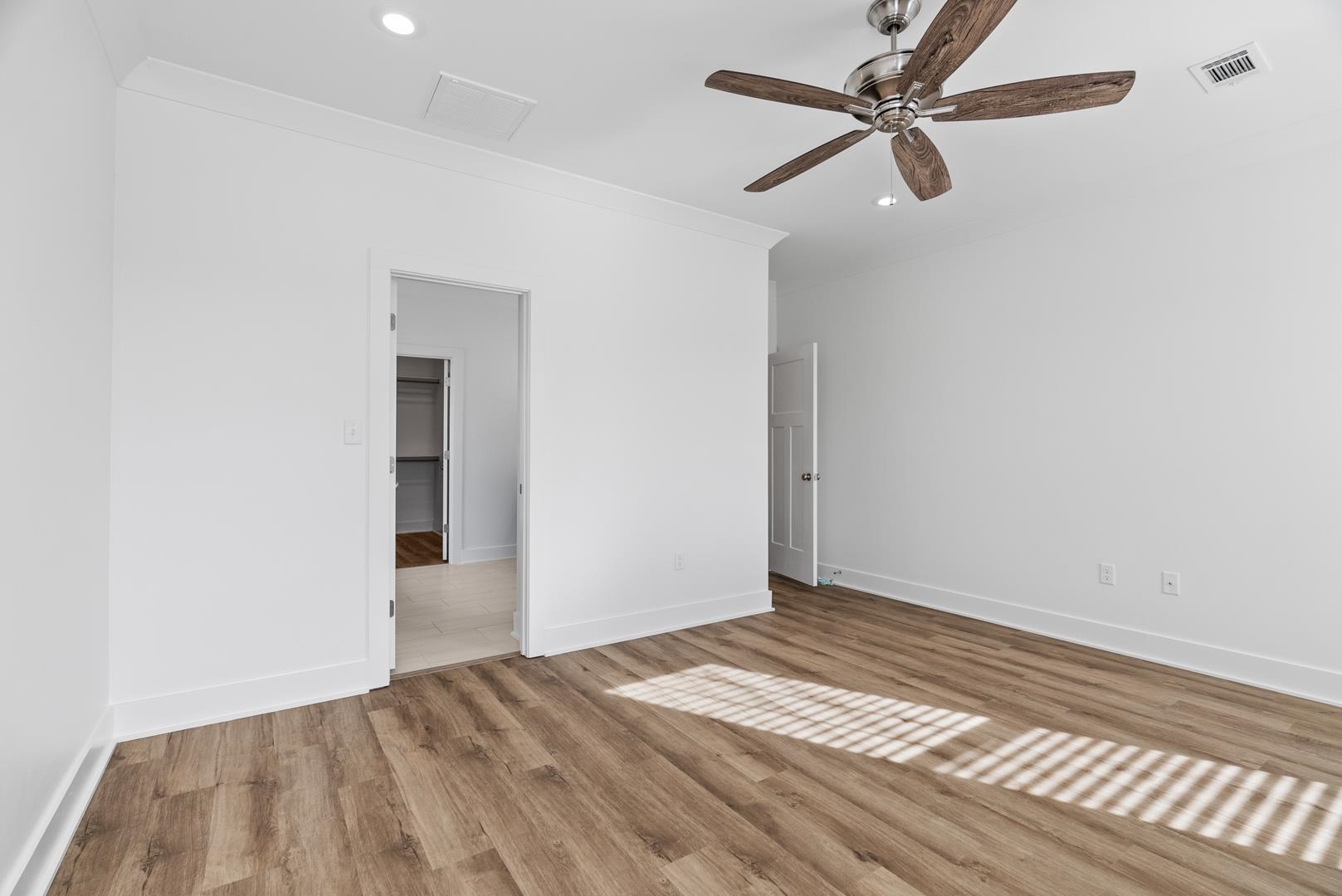 IVY PLACE - Residential