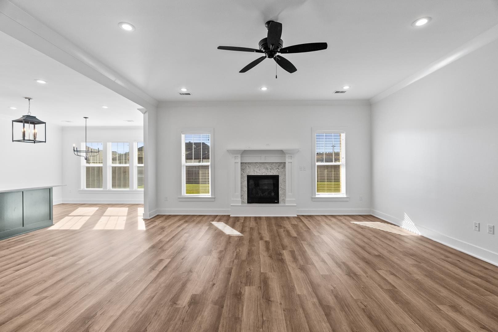 IVY PLACE - Residential