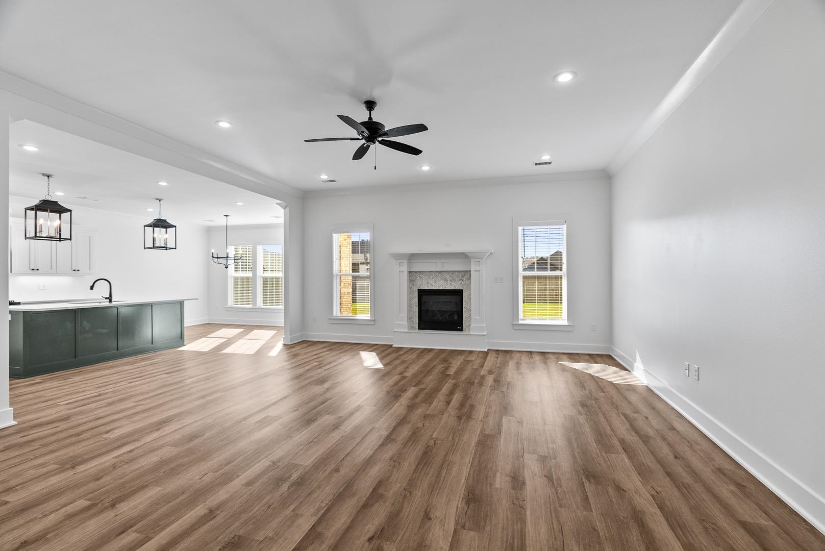 IVY PLACE - Residential