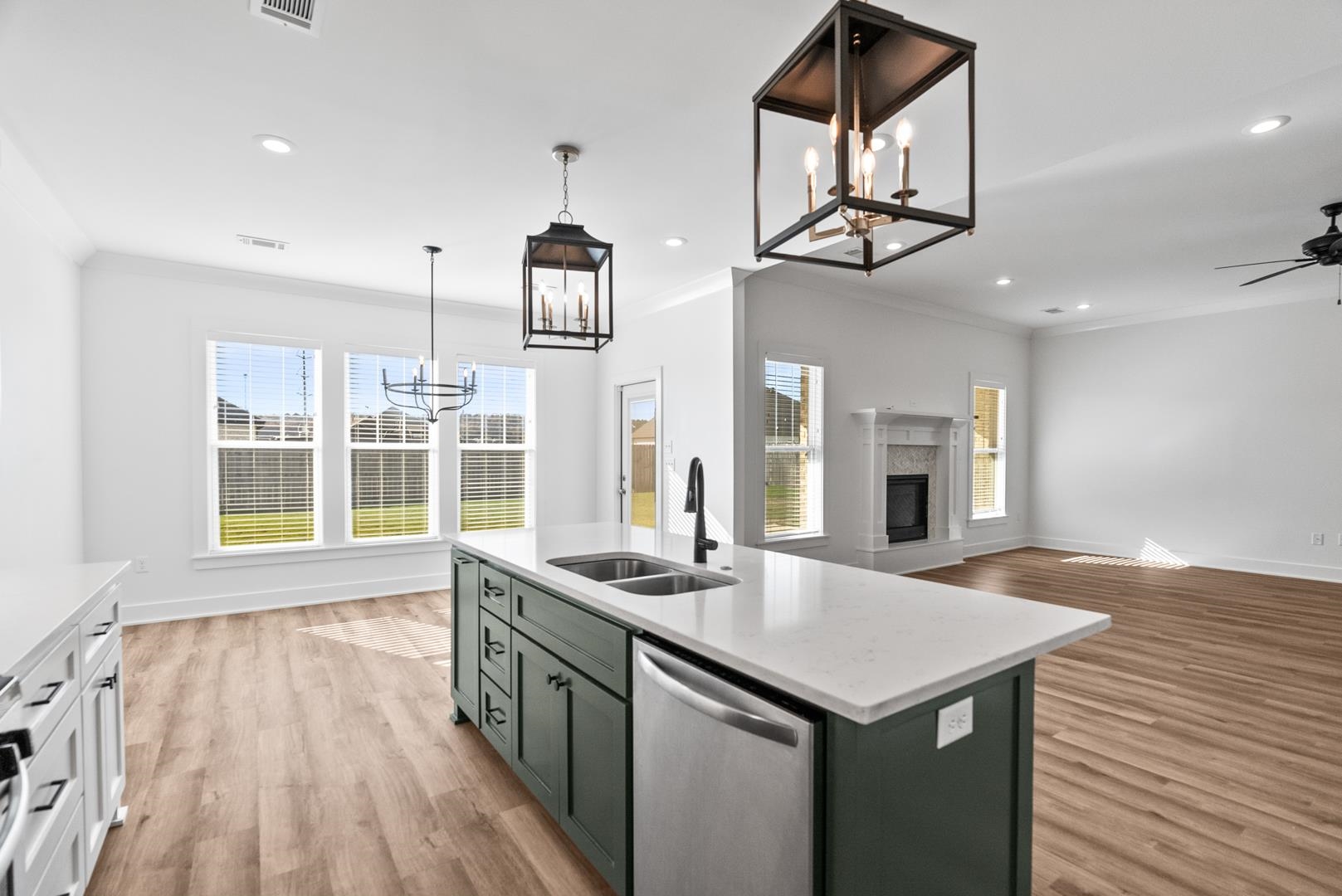 IVY PLACE - Residential