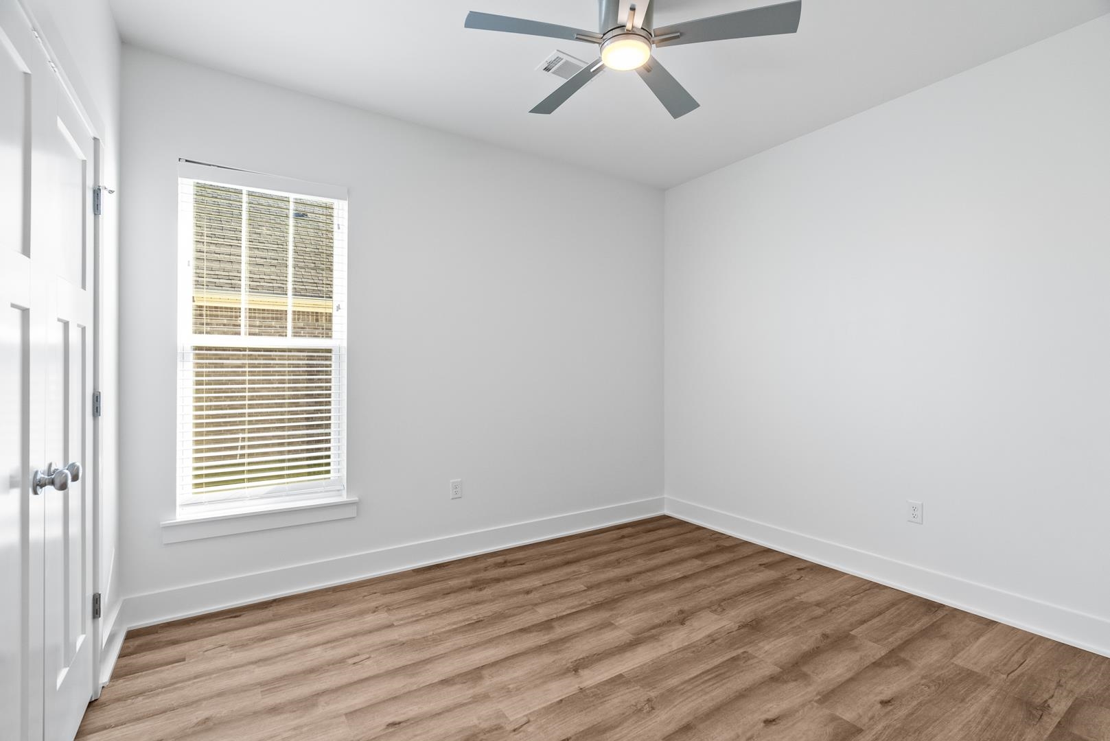 IVY PLACE - Residential