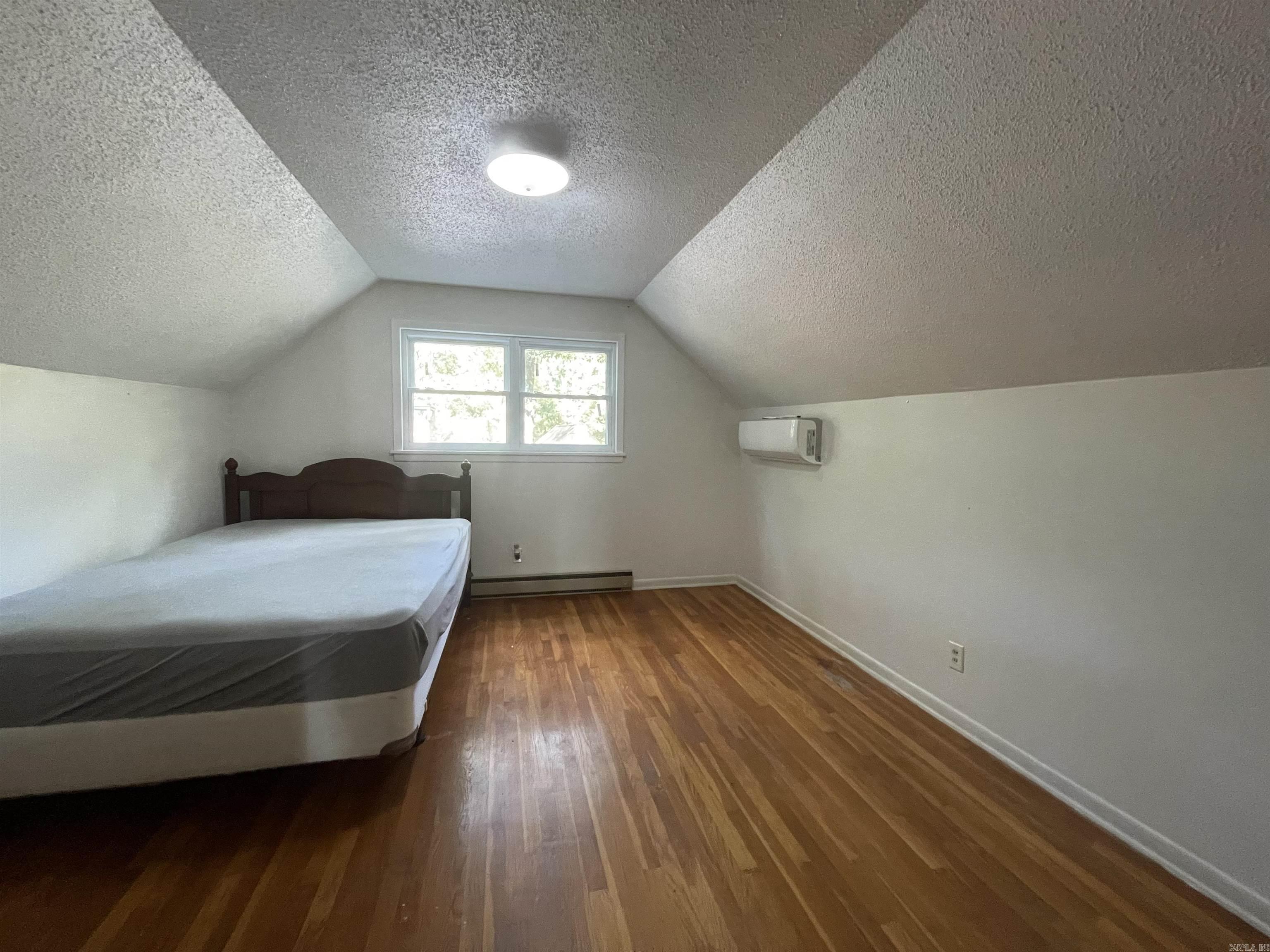 EASTWOOD ADDN - Residential