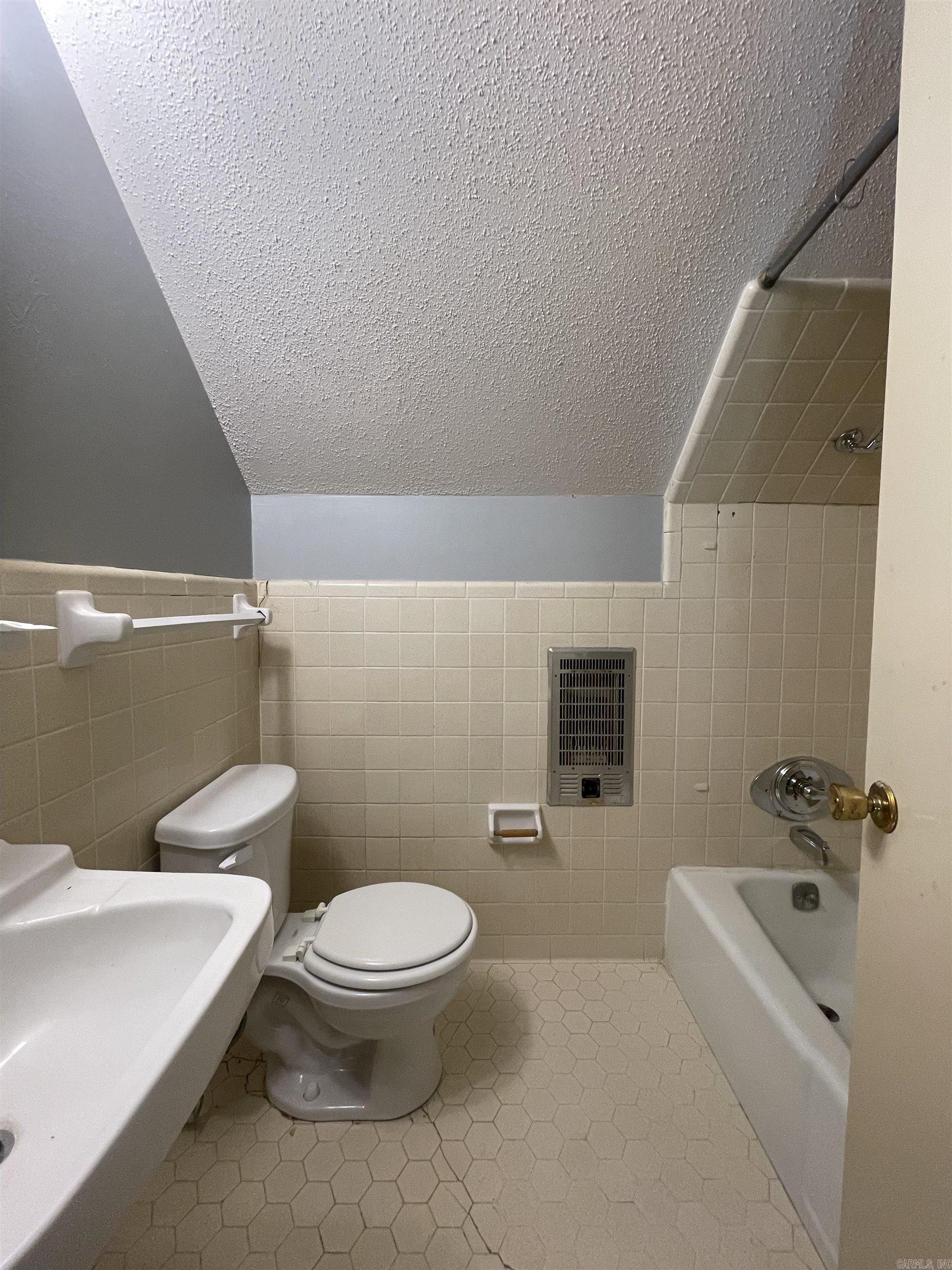 EASTWOOD ADDN - Residential