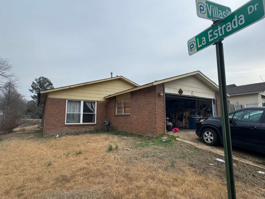 While this home may need a little tender love and care with cosmetic renovation, it's affordability presents an opportunity like no other! 4 Bedrooms, 2 bathrooms, newer roof, hvac and most of the windows.   Come make your dreams come true and put your own creativity into this beauty of a home. Don't miss your opportunity to make memories for years to come! Perfect for a future homeowner or investor!