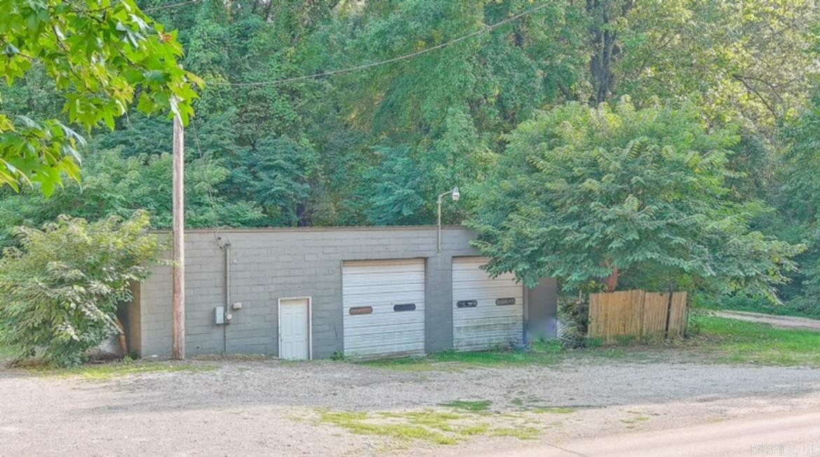 Jonesboro City - Commercial Sale