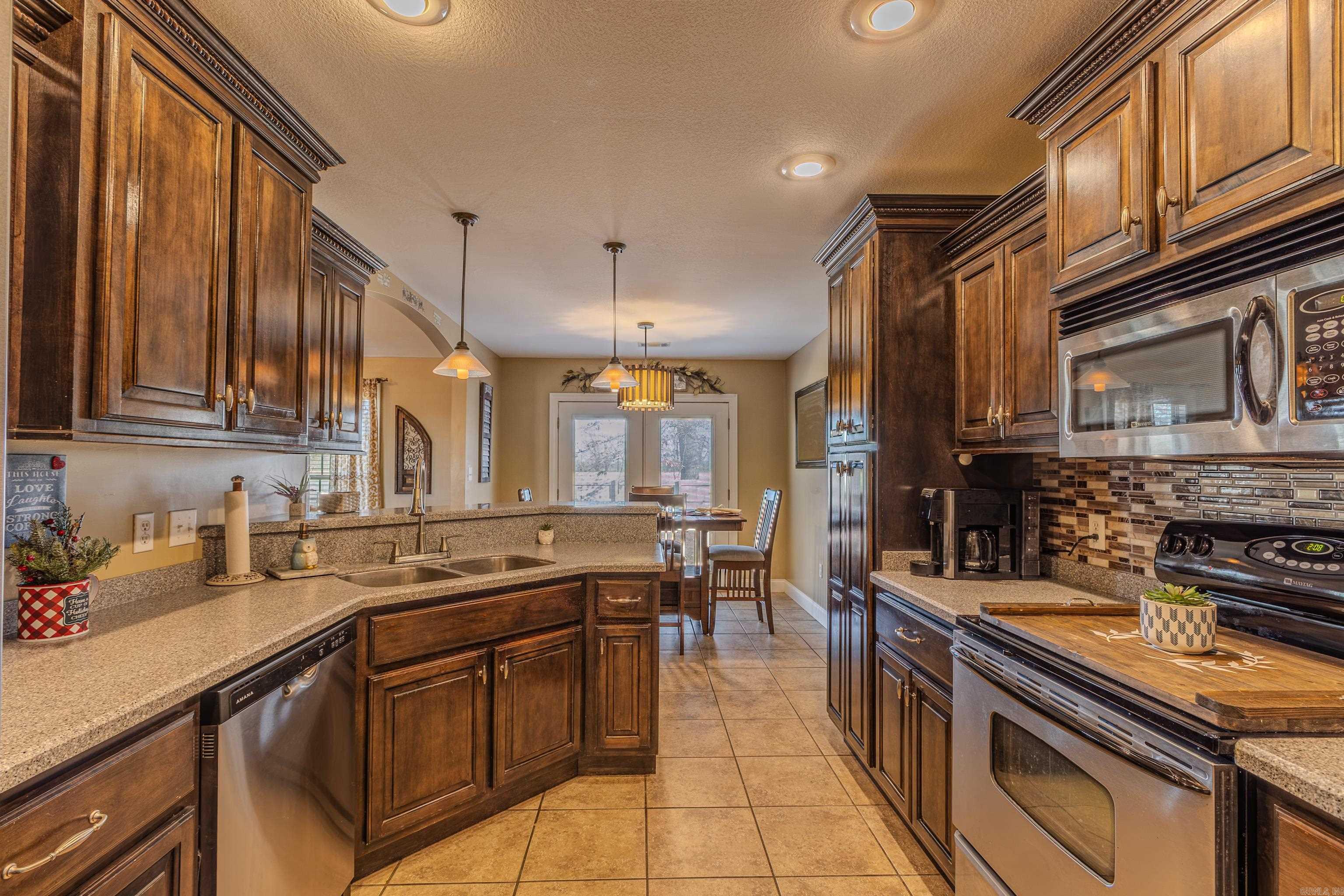 CARRIAGE HILL - Residential