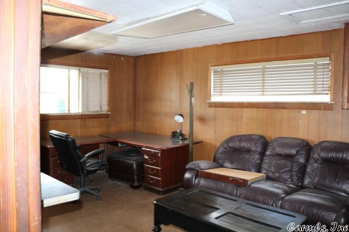 Twen Cen - Commercial Sale