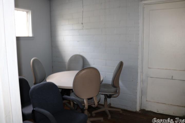 Twen Cen - Commercial Sale