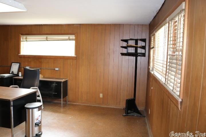 Twen Cen - Commercial Sale