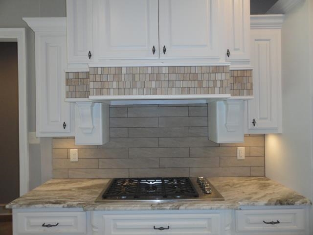 HURRICANE LAKE EST - Residential