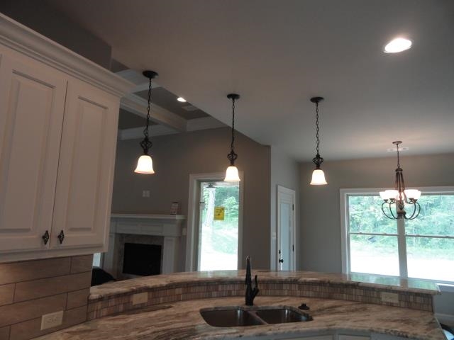 HURRICANE LAKE EST - Residential