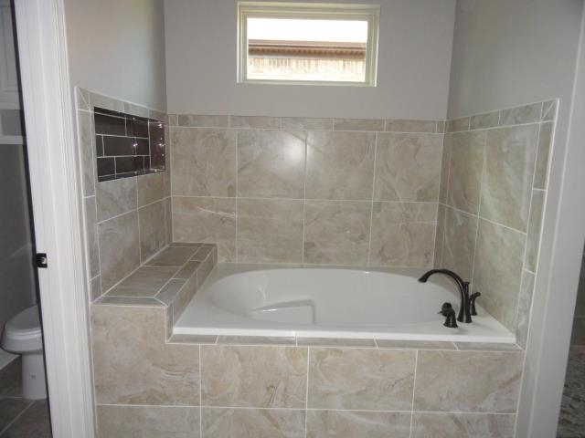 HURRICANE LAKE EST - Residential