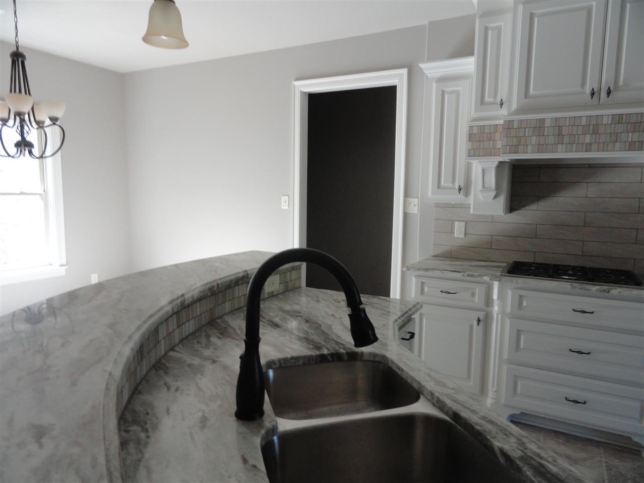 HURRICANE LAKE EST - Residential