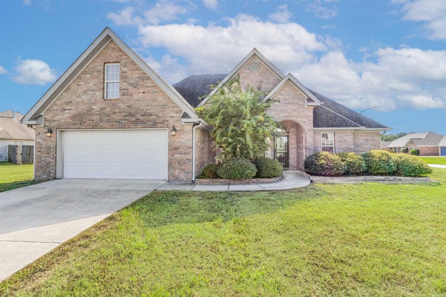 Discover your next home in the sought-after Stone Links subdivision! This inviting 3-bedroom, 2-bath property sits on a large corner lot and features a spacious open upstairs, perfect for family living or entertaining guests. Enjoy relaxing evenings on the back patio and the comfort of a thoughtfully designed layout that blends style and functionality.