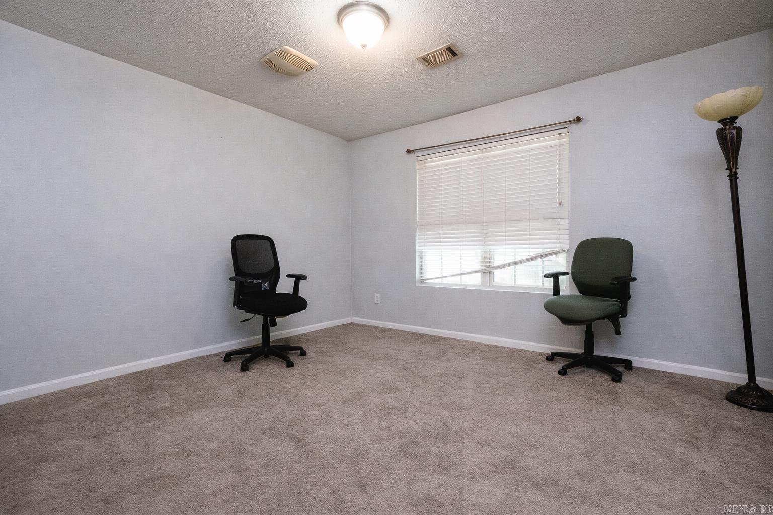 RIVER MANOR EST - Residential